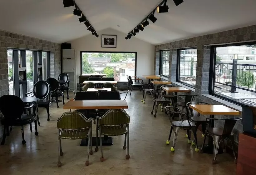 ホテル Hwangsil Tourist