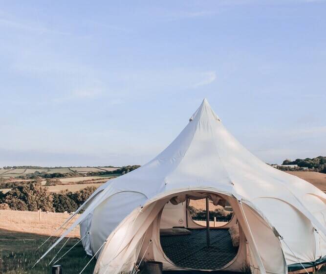 Hotel Immaculate Lotus Belle Tent Retreat, North Devon