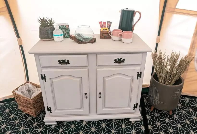 Hotelli Immaculate Lotus Belle Tent Retreat, North Devon