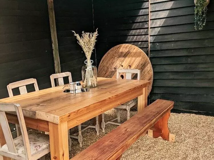 Hotelli Immaculate Lotus Belle Tent Retreat, North Devon