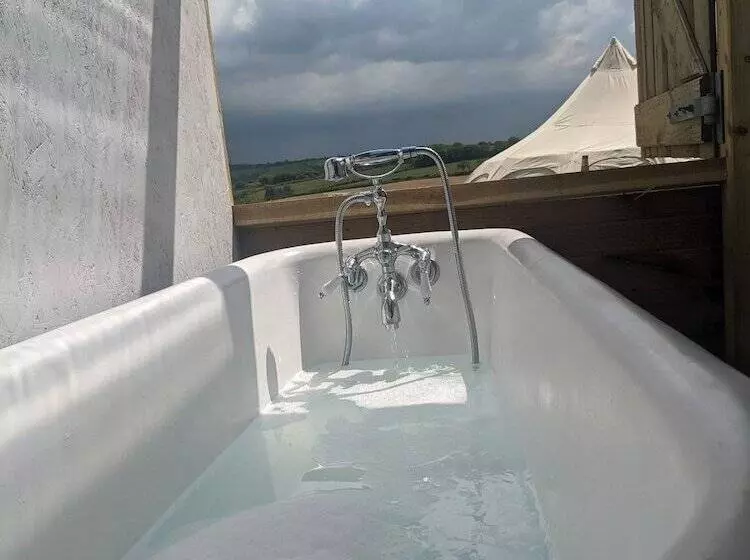 Hotelli Immaculate Lotus Belle Tent Retreat, North Devon