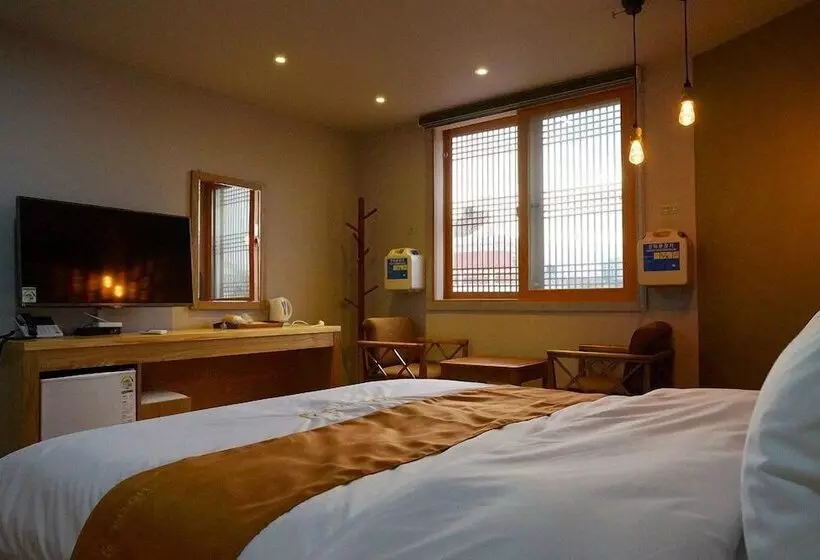 ホテル Hwangsil Tourist