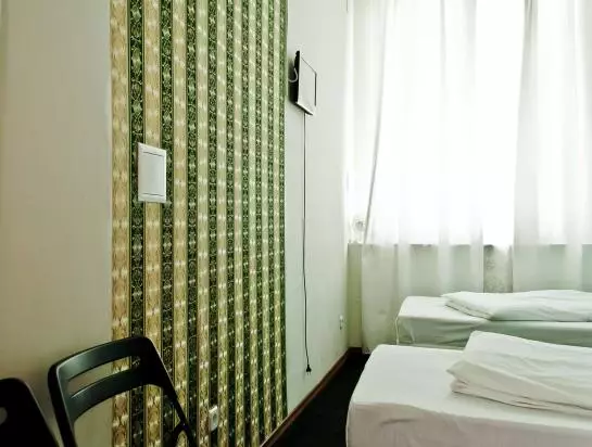 A La Russ Hotel Hostel