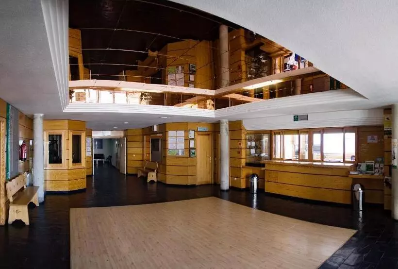 Albergue Inturjoven Sierra Nevada Hostel