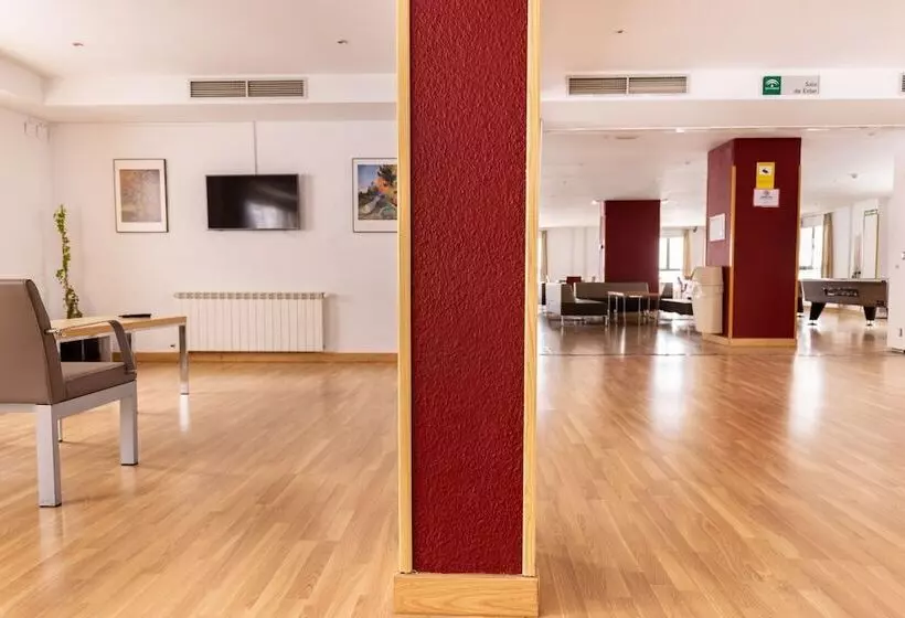 Albergue Inturjoven Sierra Nevada Hostel