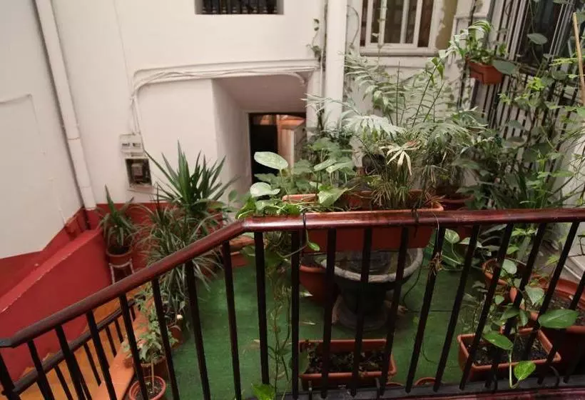 Central Station Hostel Barcelona