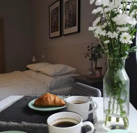 Glam House Apartments