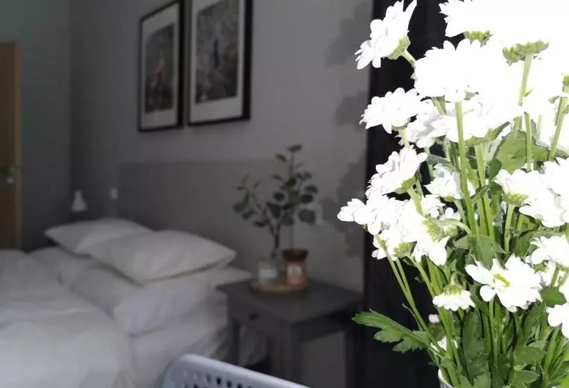 Glam House Apartments