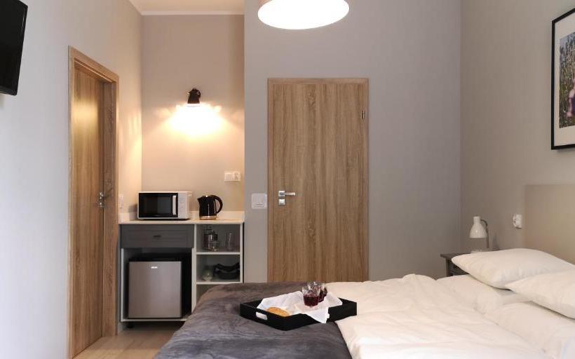 Glam House Apartments