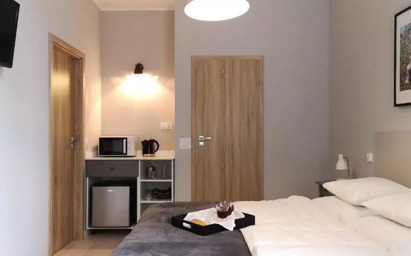 Glam House Apartments