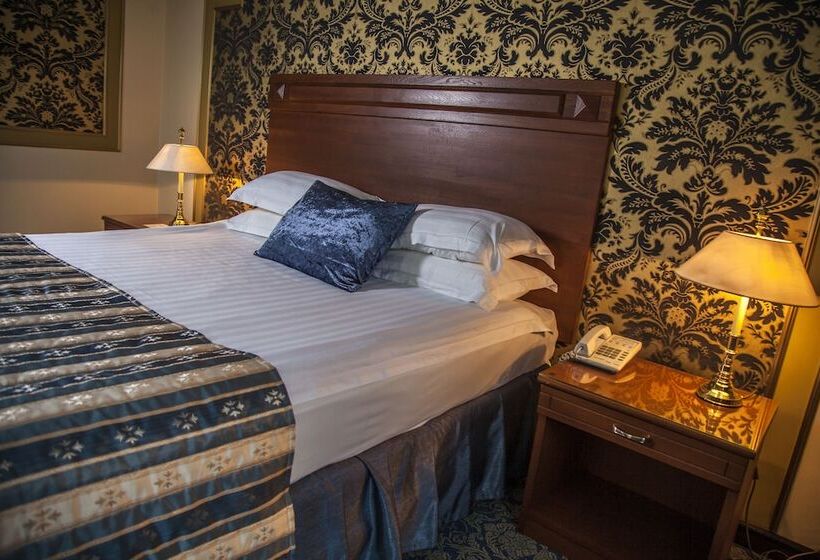 בית מלון כפרי Ali