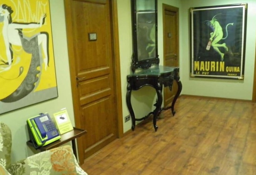 Отель Annex Rey Don Jaime I