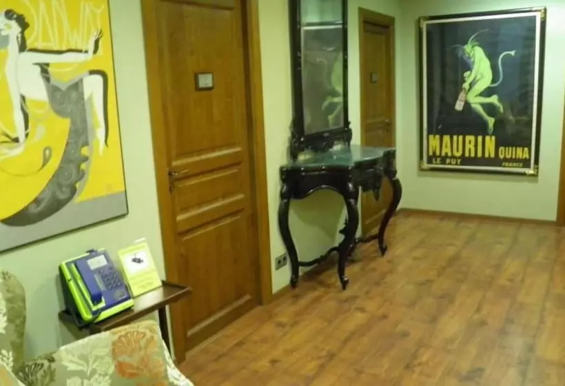 Отель Annex Rey Don Jaime I