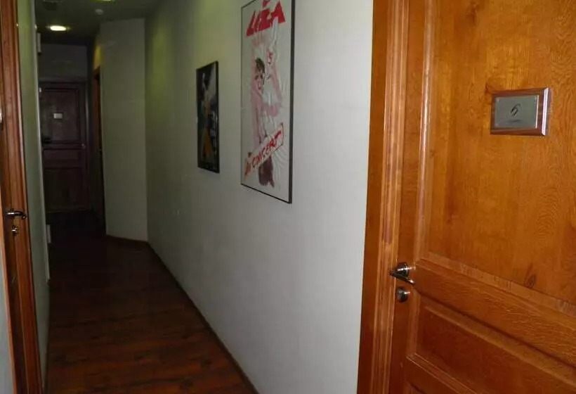 Отель Annex Rey Don Jaime I