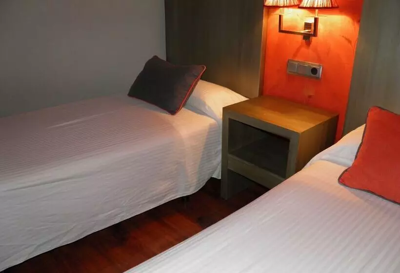 Отель Annex Rey Don Jaime I