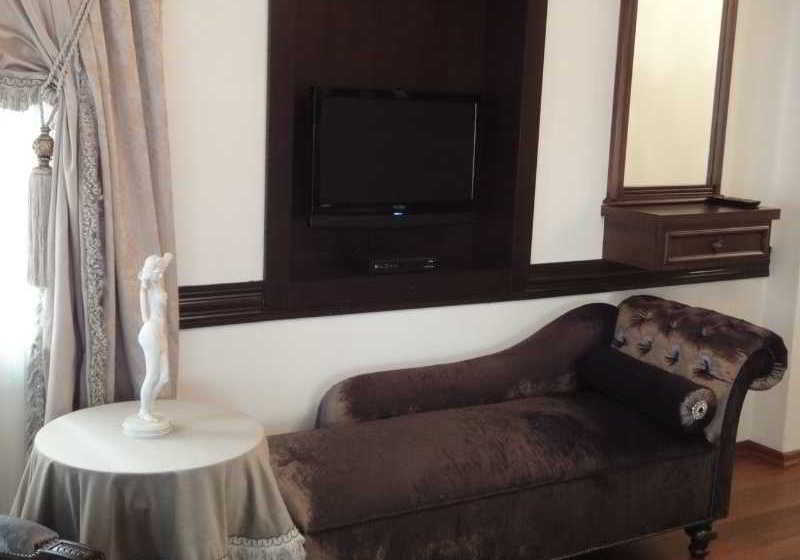 ホテル Ascot House