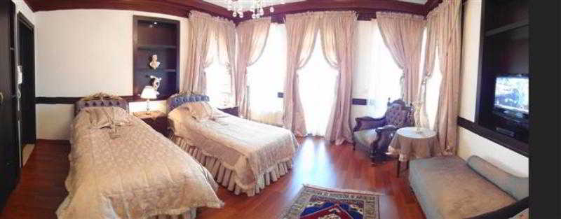 ホテル Ascot House