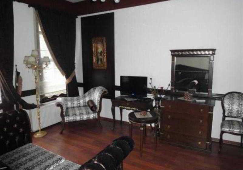 ホテル Ascot House