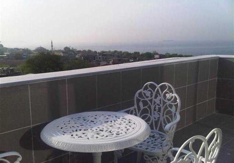 ホテル Ascot House