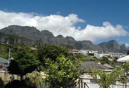 בית מלון כפרי Beachside