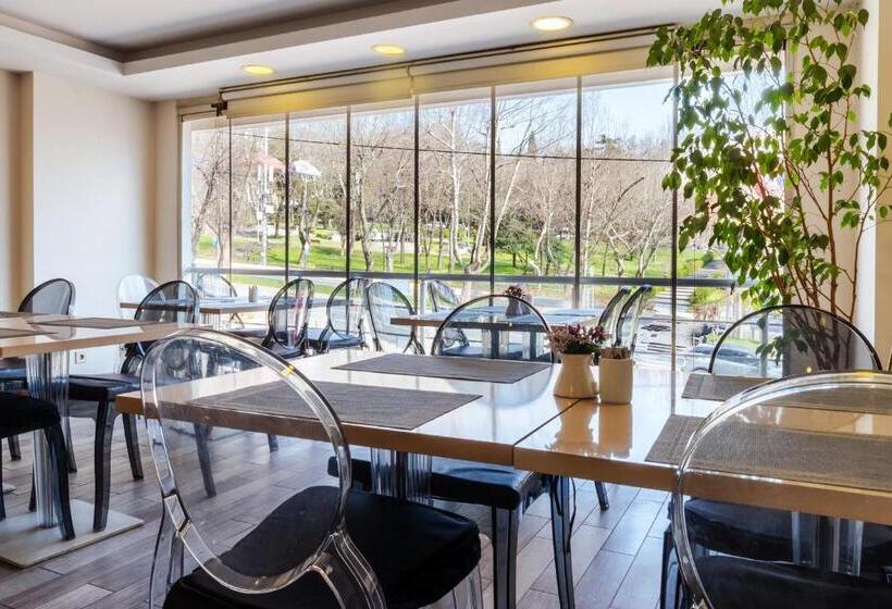 Cheya Beşiktaş Istanbul Bosphorus City Center Hotel & Suites