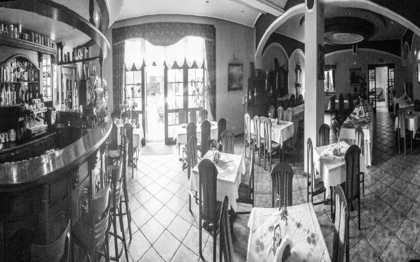 酒店 Gościniec Nad Potokiem