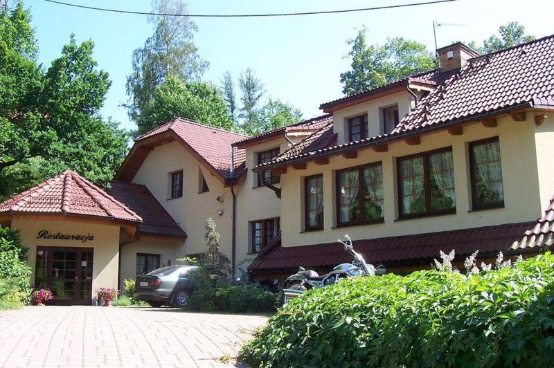 酒店 Gościniec Nad Potokiem