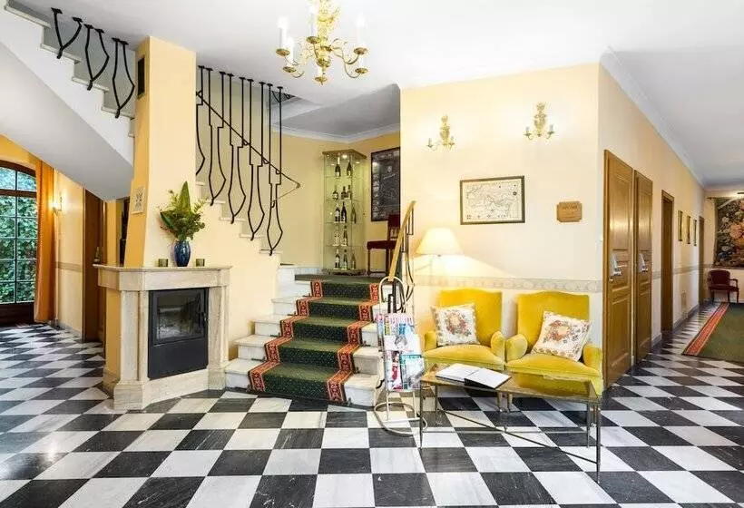 Отель Maltański