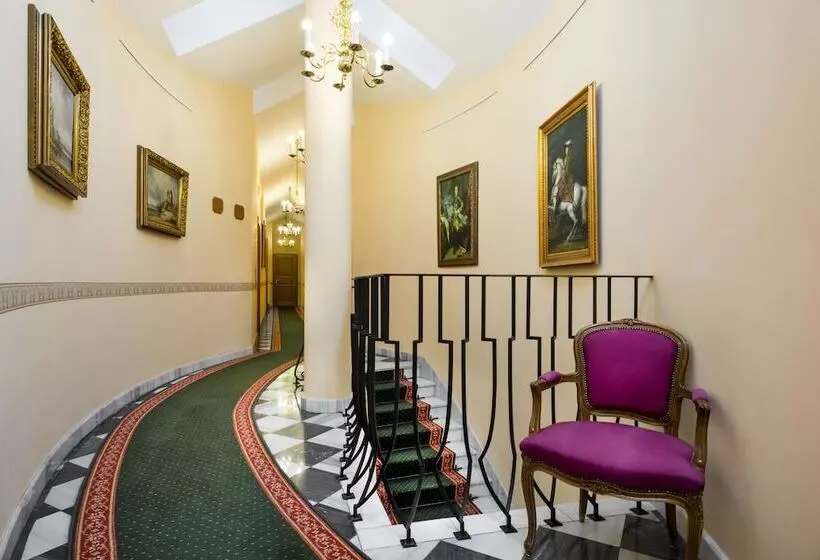 Отель Maltański