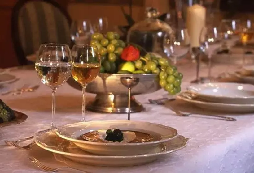 Отель Maltański