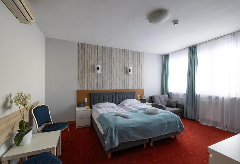 בית מלון כפרי Orbita