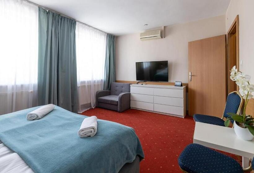 בית מלון כפרי Orbita