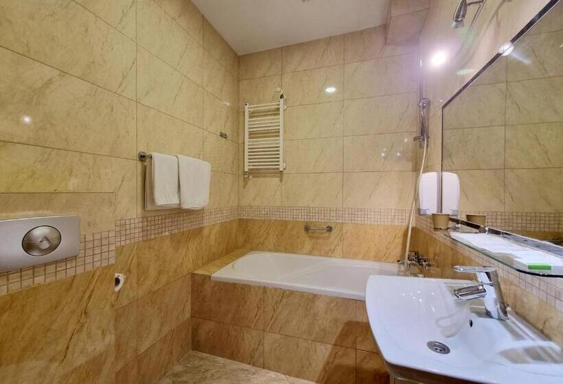 בית מלון כפרי Orbita