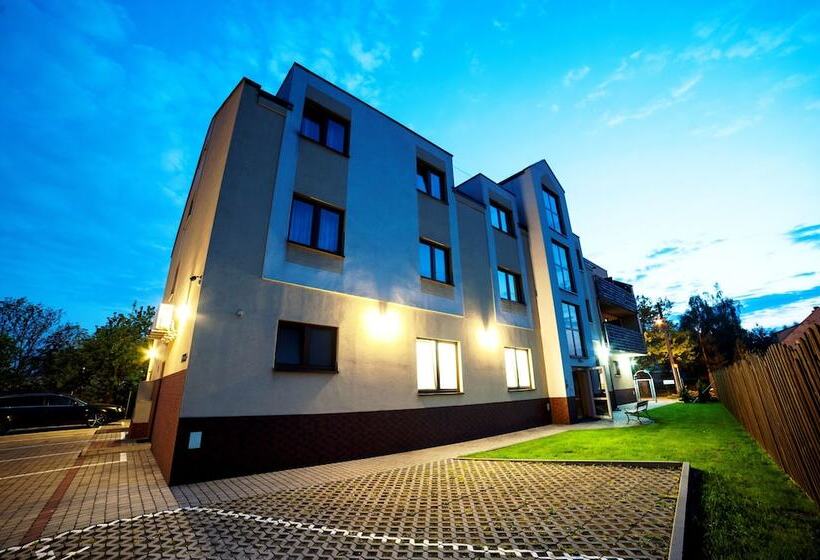 בית מלון כפרי Sleep Wrocław