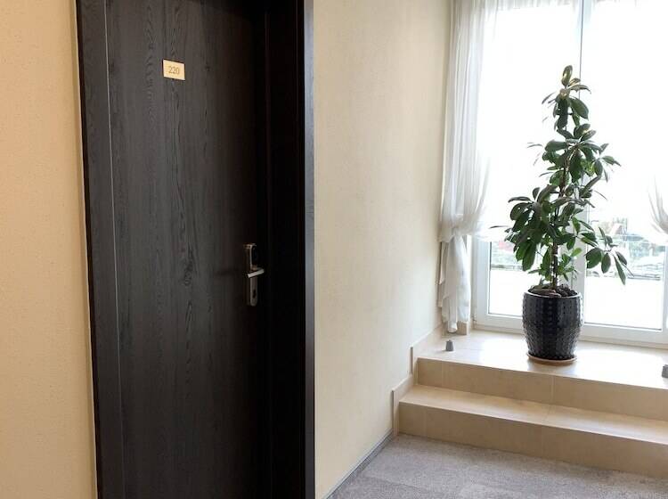 בית מלון כפרי Sleep Wrocław