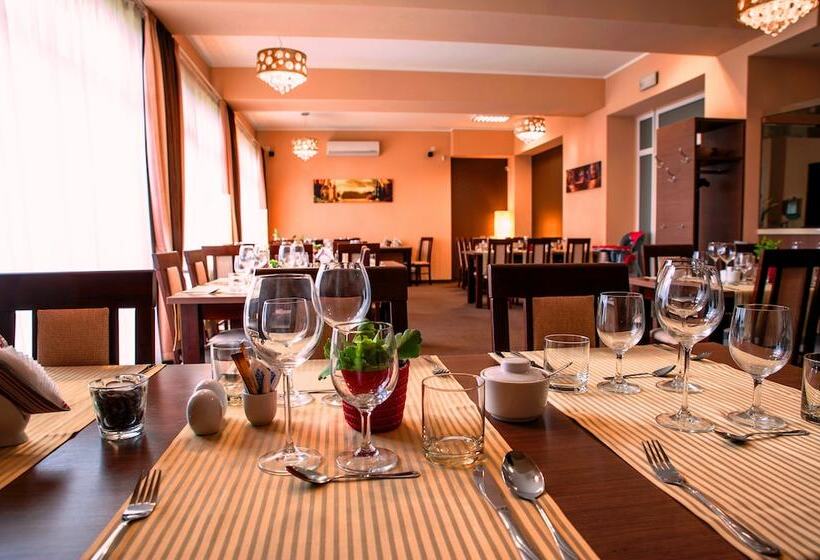 בית מלון כפרי Sleep Wrocław