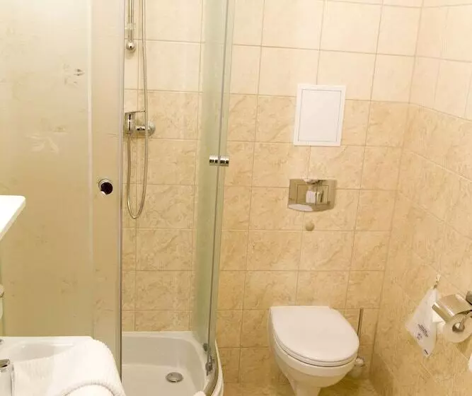 فندق Sleep Wrocław