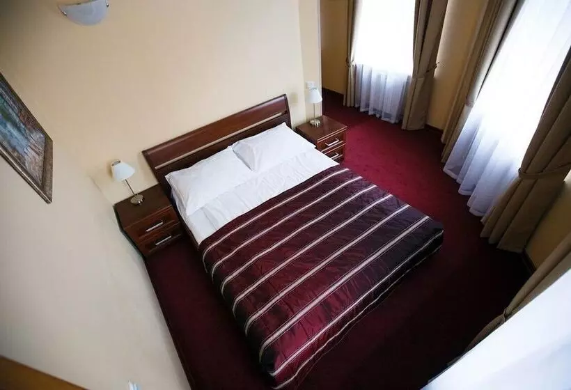 בית מלון כפרי Sonata On Mayakovskogo