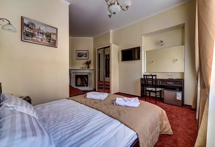 בית מלון כפרי Sonata On Mayakovskogo