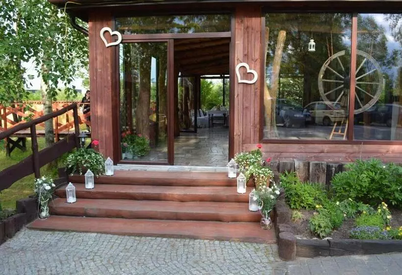 בית מלון כפרי Stawisko Klaudyn