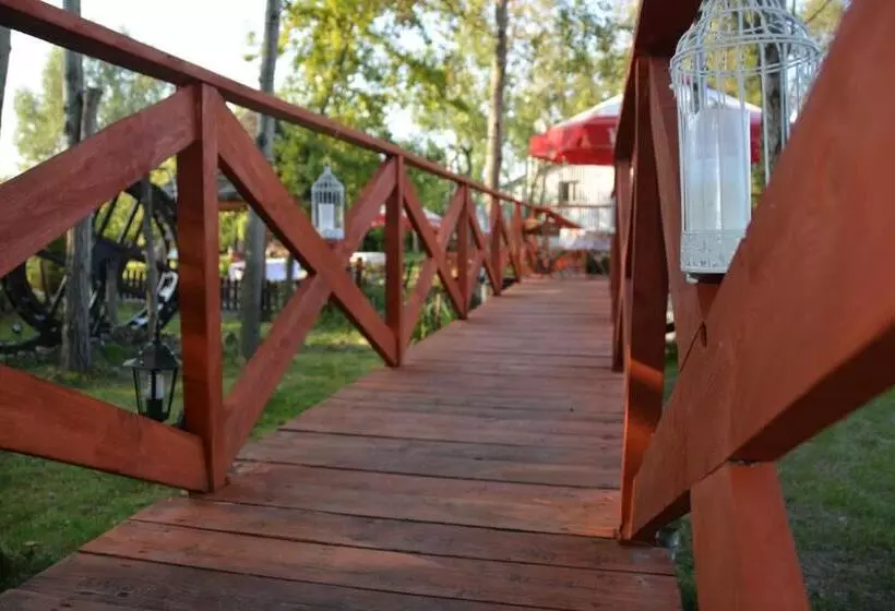 בית מלון כפרי Stawisko Klaudyn