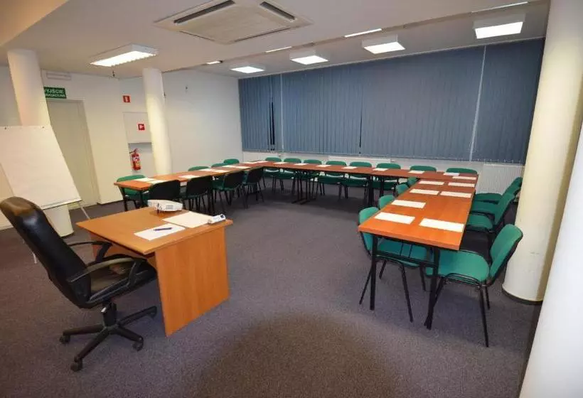 בית מלון כפרי Stawisko Klaudyn