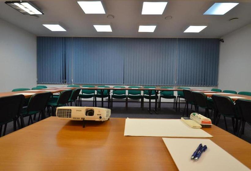 호텔 Stawisko Klaudyn