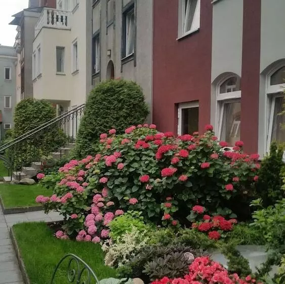 Отель Willa Litarion Old Town