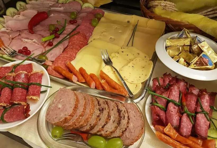 Отель Willa Litarion Old Town