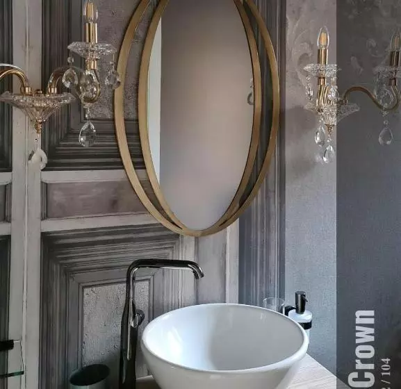 The Henry Self Check In Guesthouse