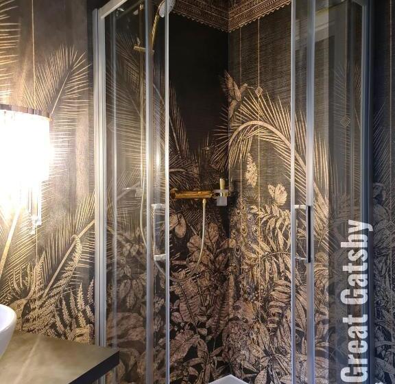 The Henry Self Check In Guesthouse