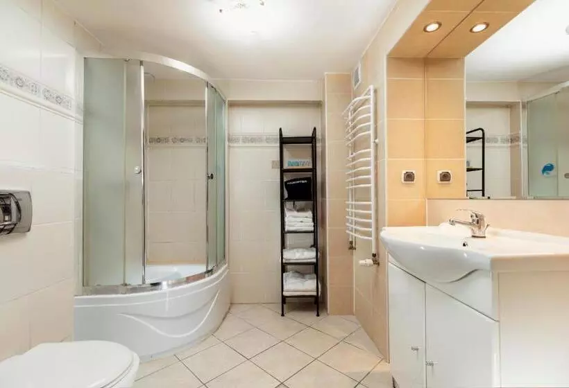 Villa Toscania Check In 24h