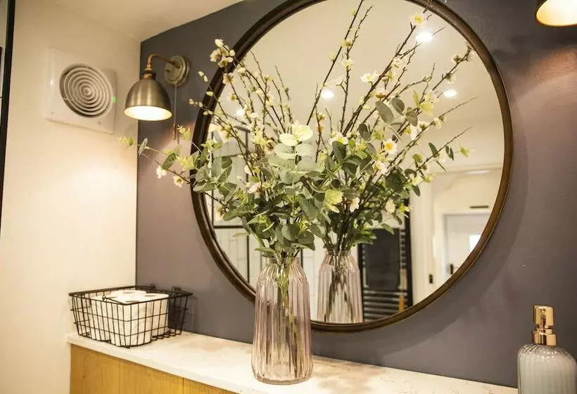 5 Malt Cottage In The Cotswolds