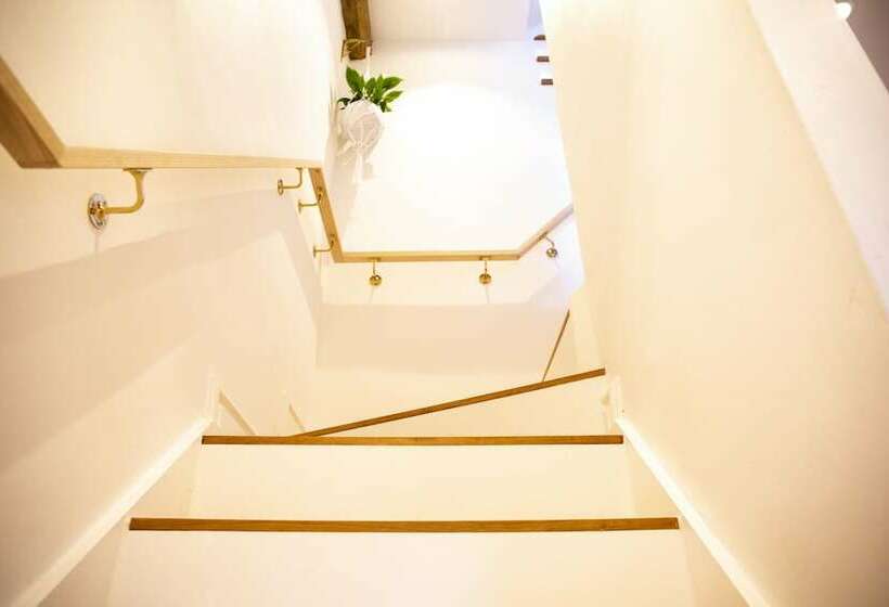 5 Malt Cottage In The Cotswolds